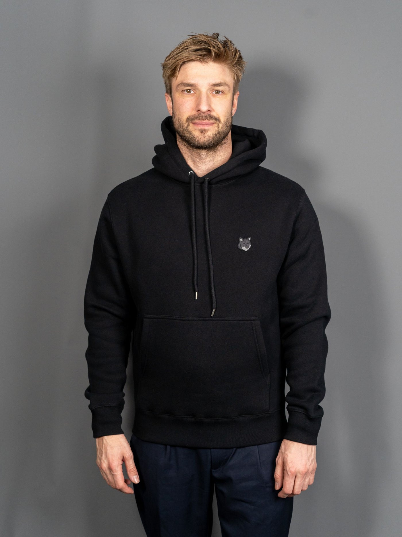 Bold Fox Head Patch Comfort Hoodie - Sort