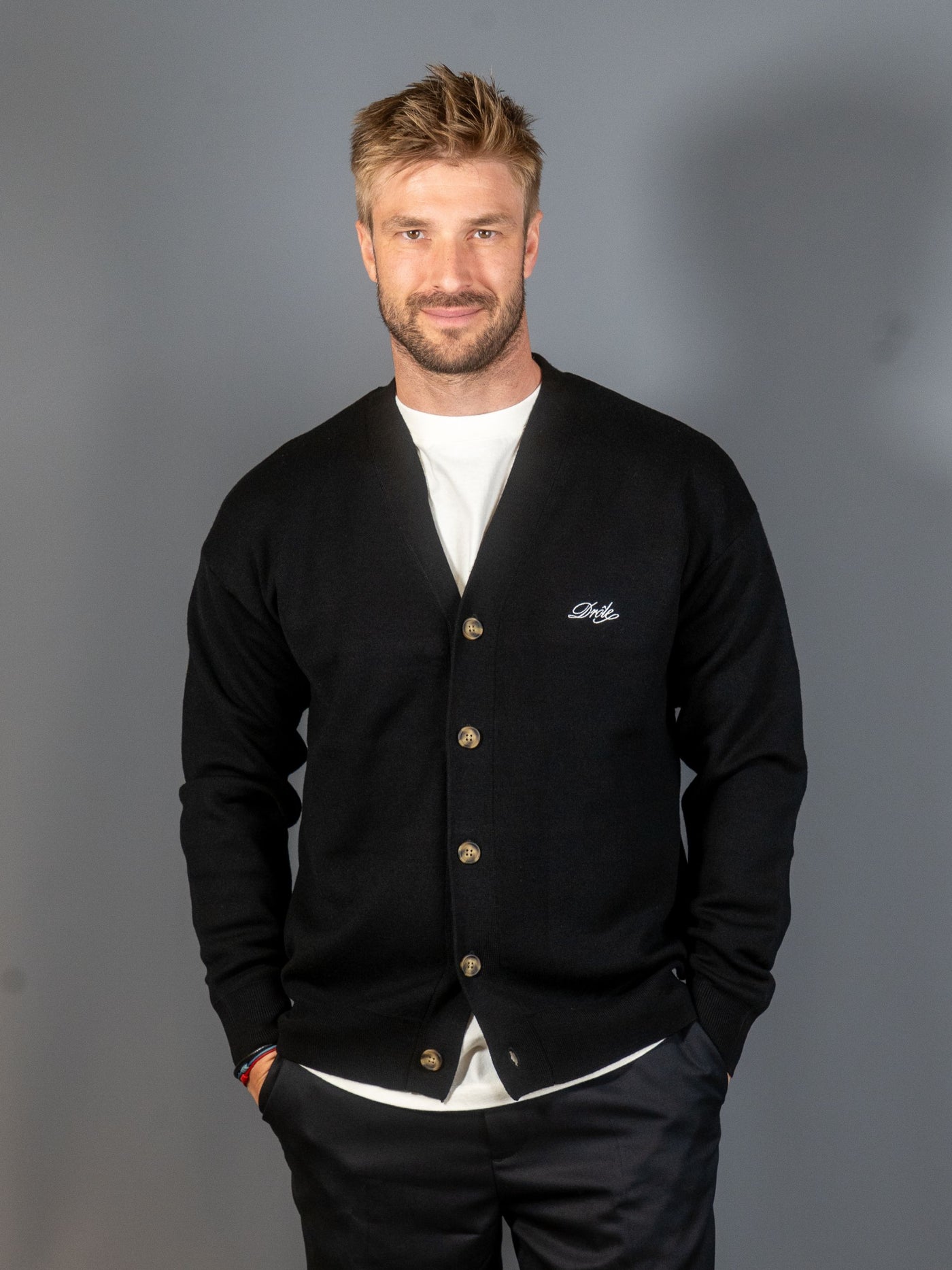Le Cardigan Drôle – Sort