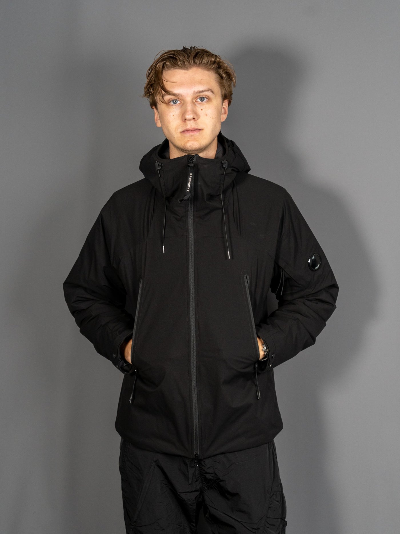 Pro-Tek Padded Hooded Jacket - Sort