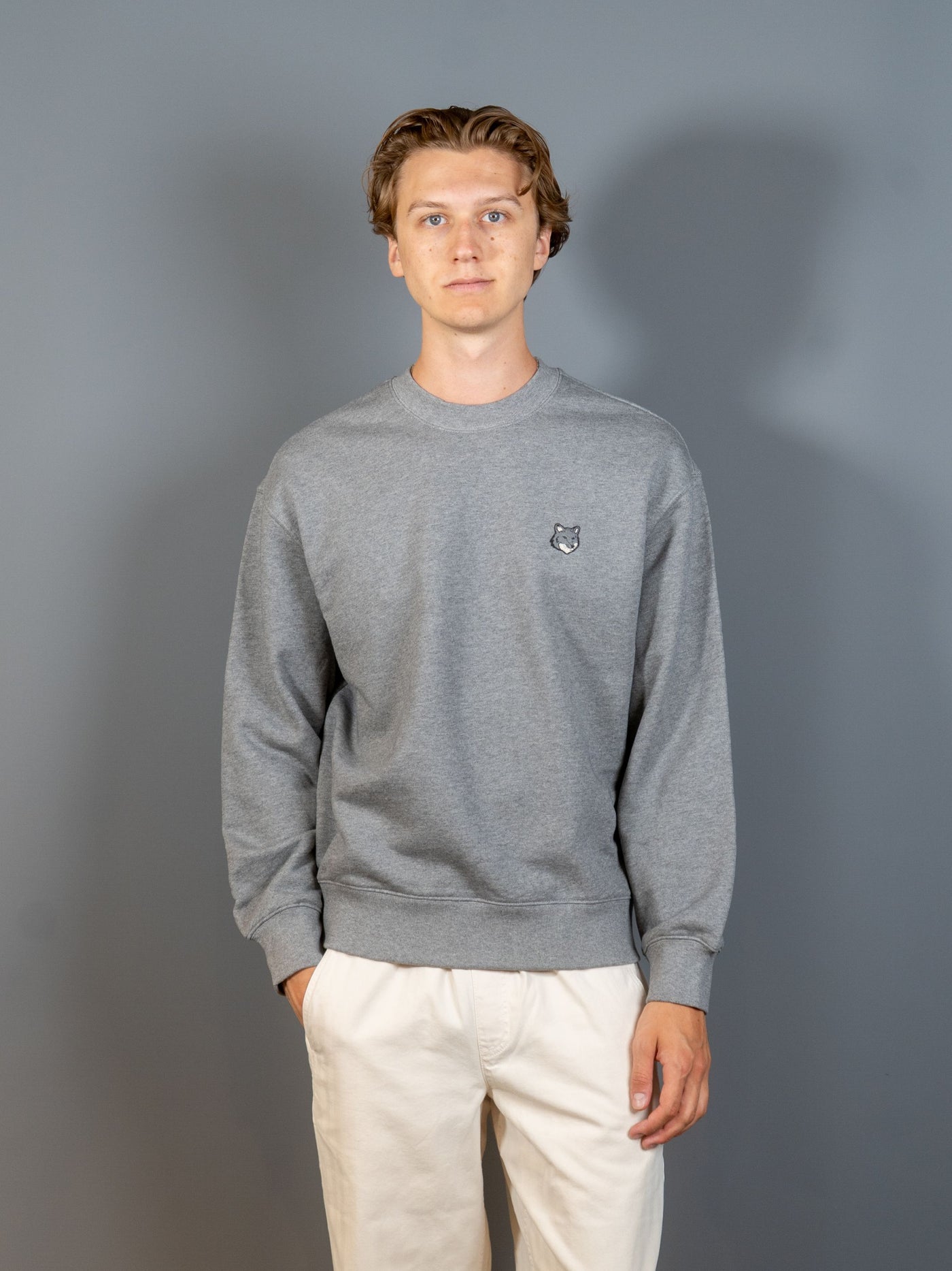 Bold Fox Head Patch Comfort Sweatshirt - Grå