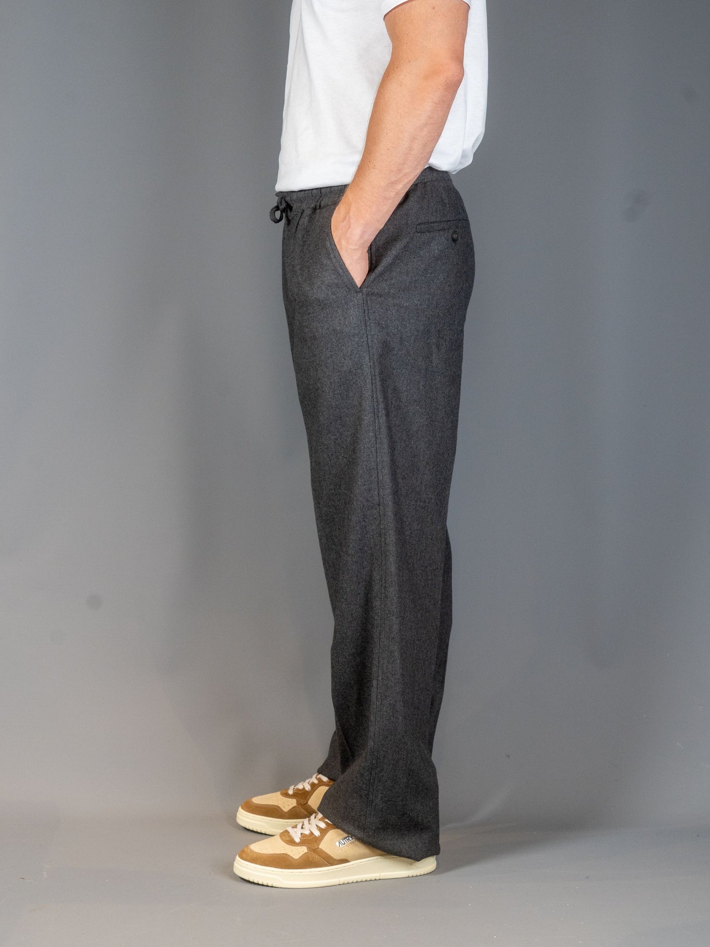 Le Pantalon Élastiqué Flanelle – Grå