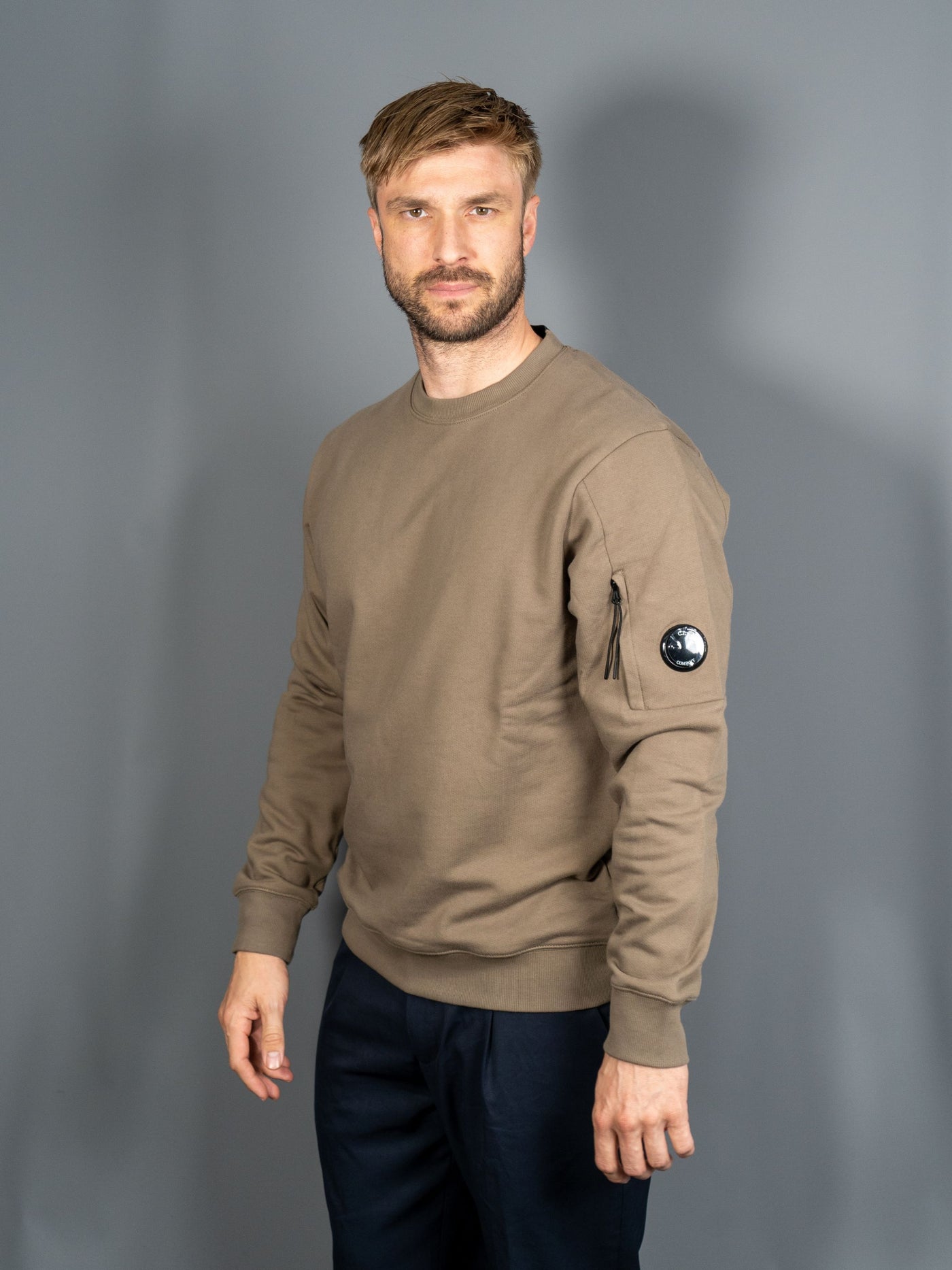 Diagonal Raised Fleece Crew Neck Lens Sweatshirt - Brun