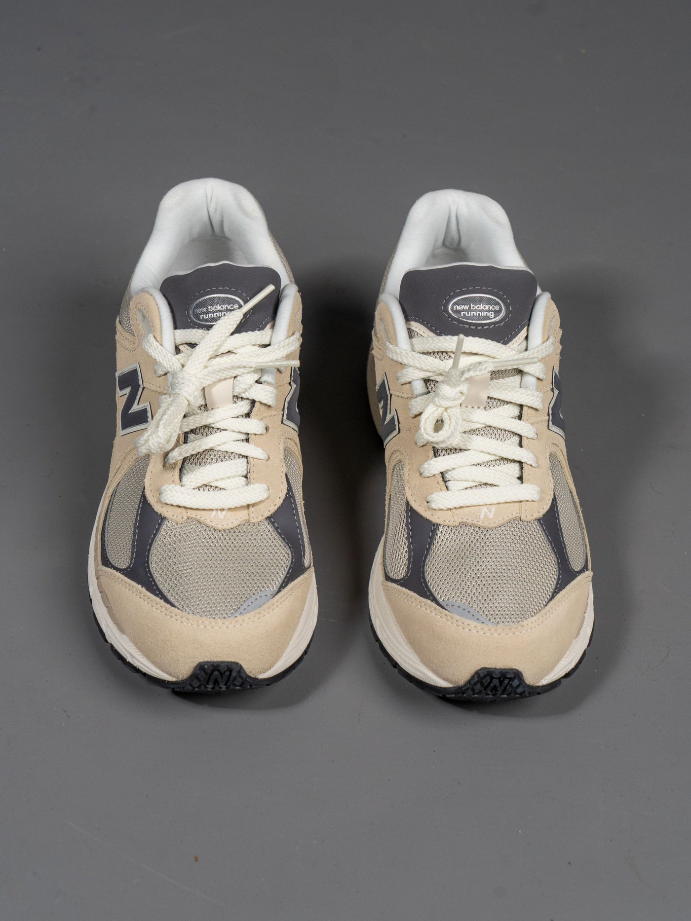 M2002RFA Sneaker - Sand