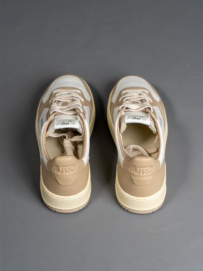 Medalist Low Sneaker Leather -  Sand