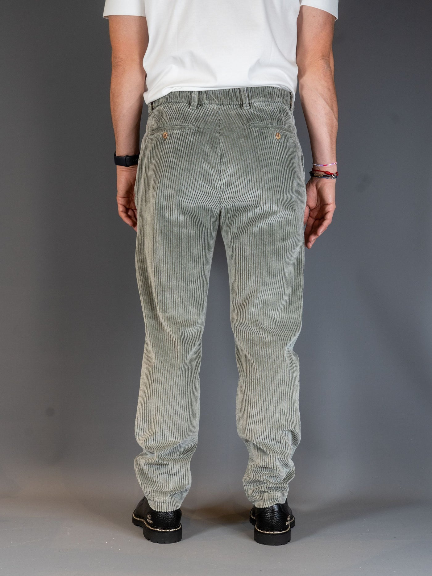 Ares Regular Corduroy Pant - Grå