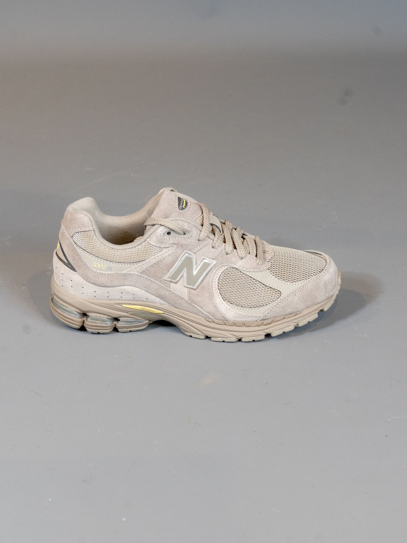 2002RP Sneaker - Grå