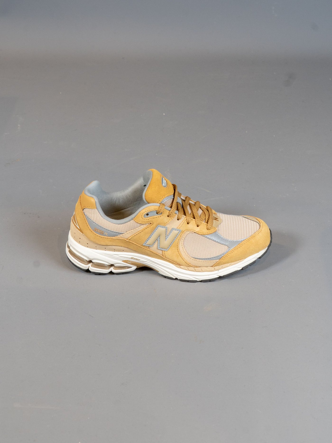2002RCE Sneaker - Camel