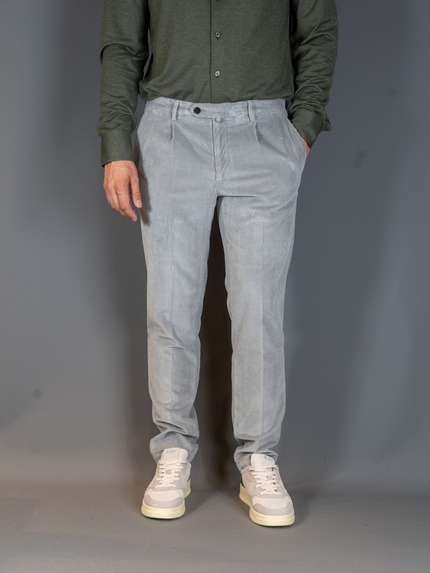 Pleated Corduroy Pants - Lysegrå