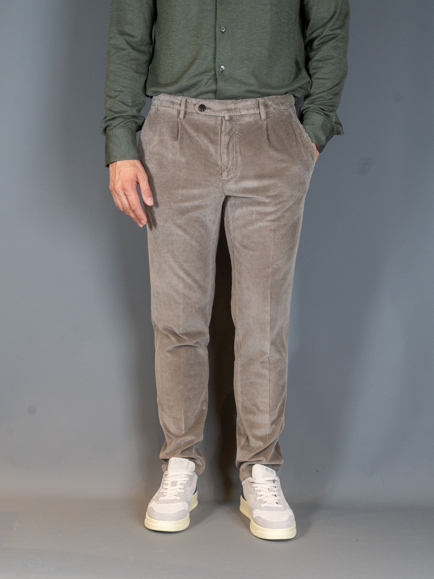 Pleated Corduroy Pants - Taupe