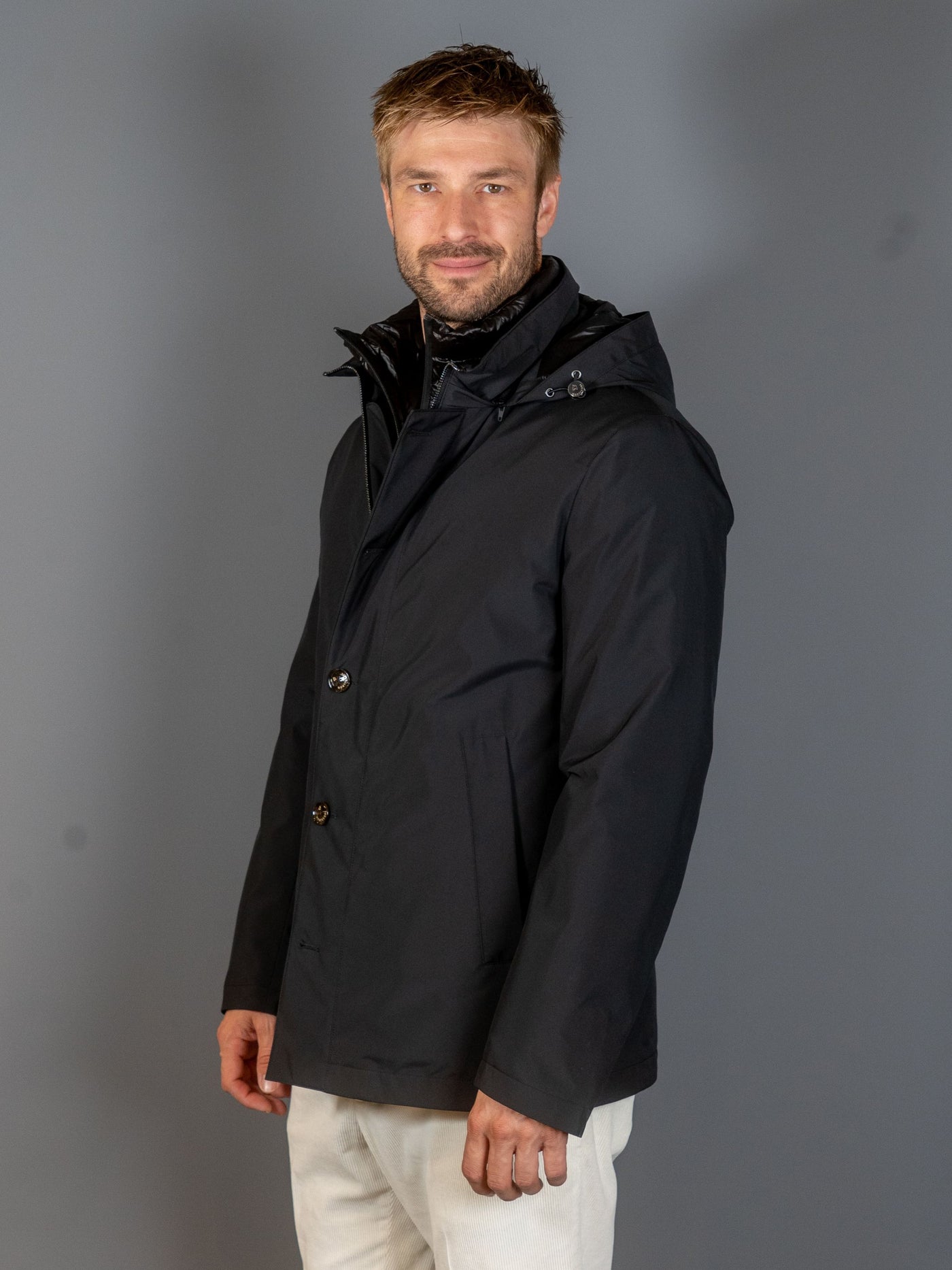 Down Coat - Sort