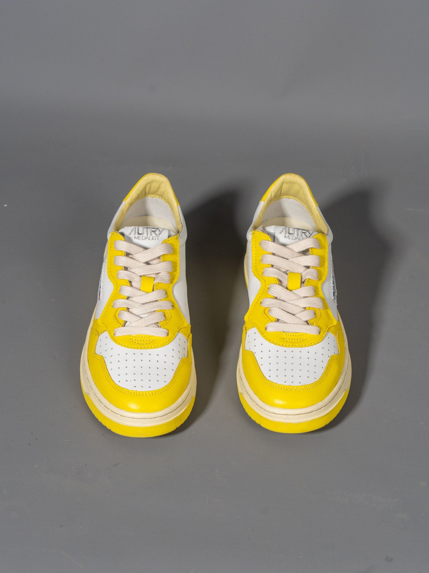 Medalist Low Sneaker Leather - Gul