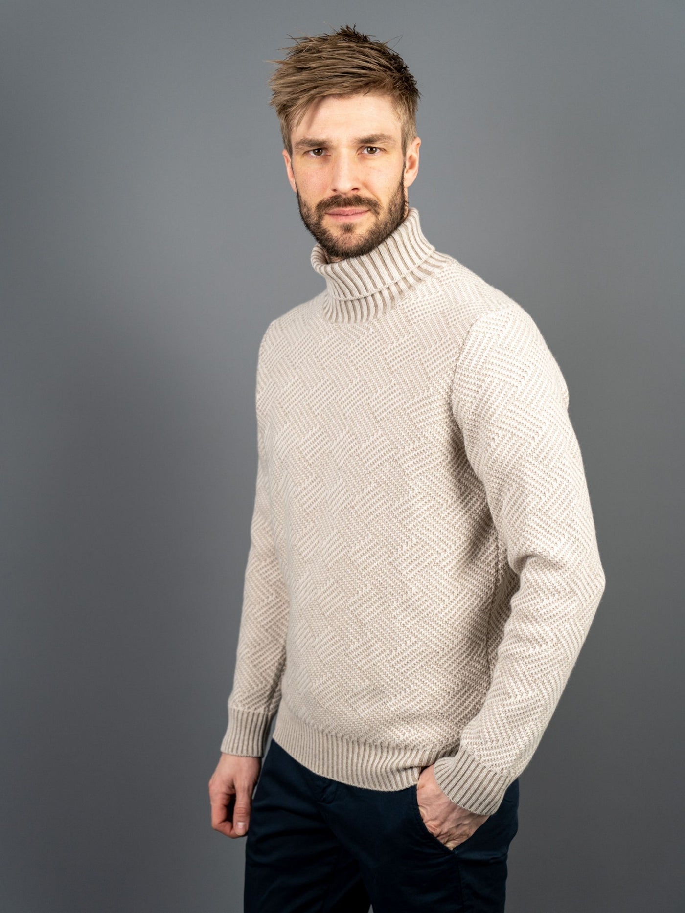 Turtleneck Two Tone Structured - Beige